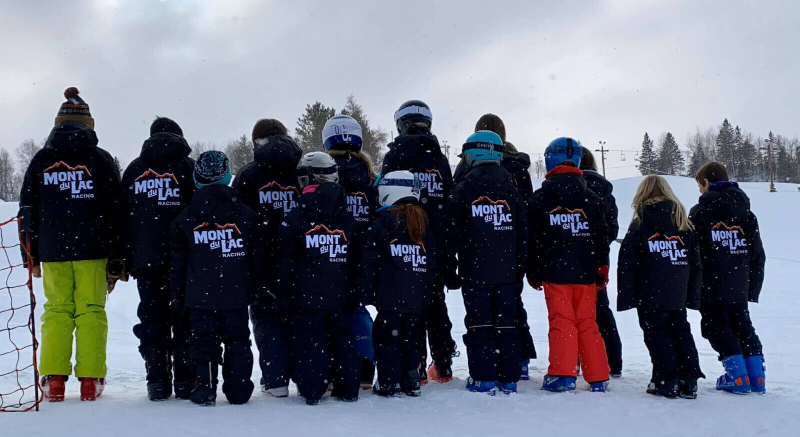 Mont du Lac branded ski jackets